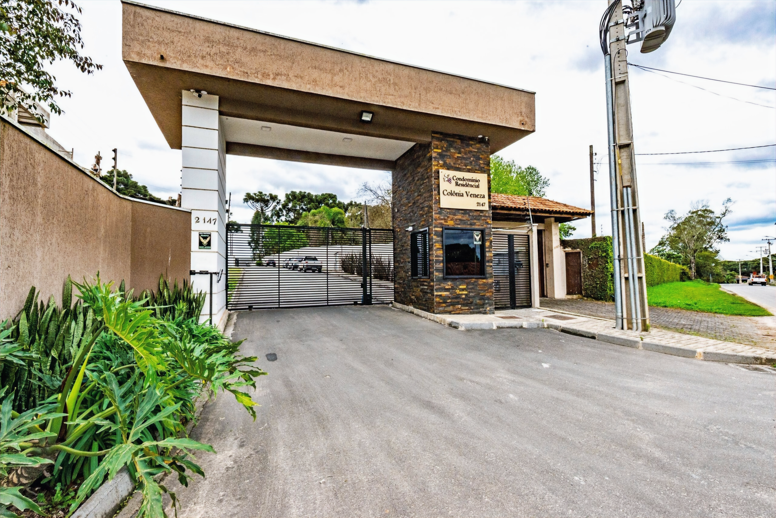 Residencial Colônia Veneza — entrada